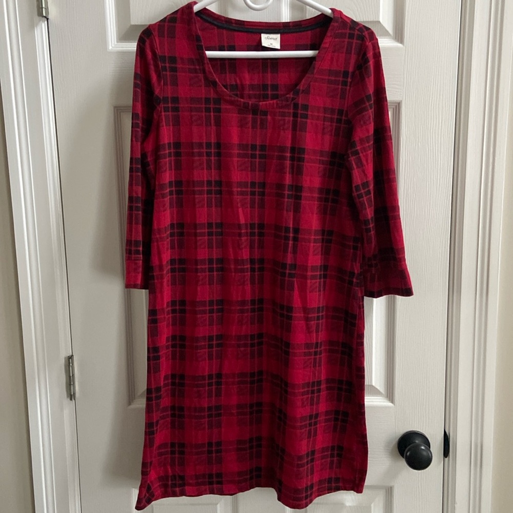 Soma- black/red long sleeve night gown- size M